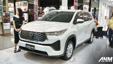 All New Toyota Kijang Innova Zenix Mengaspal di Surabaya, SPK Menumpuk! All New Toyota Kijang Innova Zenix Mengaspal di Surabaya, SPK Menumpuk!