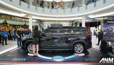 All New Toyota Kijang Innova Zenix Mengaspal di Surabaya, SPK Menumpuk! All New Toyota Kijang Innova Zenix Mengaspal di Surabaya, SPK Menumpuk!