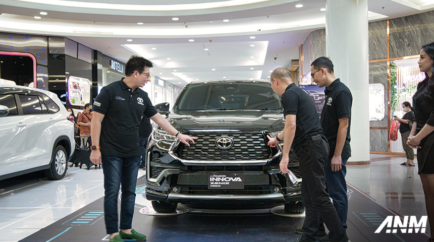 Berita, Inden Toyota Kijang Innova Zenix: All New Toyota Kijang Innova Zenix Mengaspal di Surabaya, SPK Menumpuk!