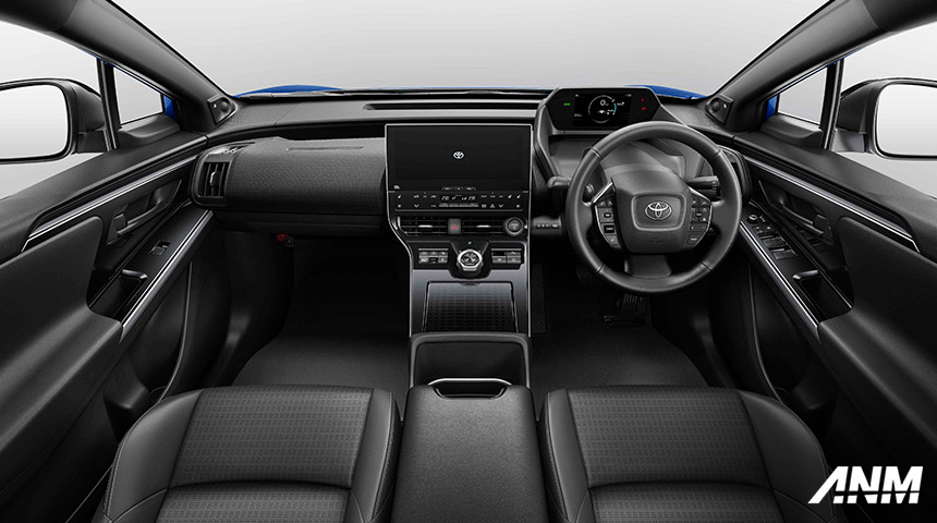 Berita, Interior Toyota bZ4X: Bedah Fitur Toyota bZ4X BEV : Komplit atau Pelit?