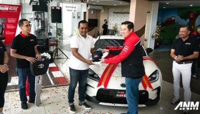 Toyota Resmikan GR Zone di Asri Motor Taman, Bisa Test Drive Supra Lho! Toyota Resmikan GR Zone di Asri Motor Taman, Bisa Test Drive Supra Lho!