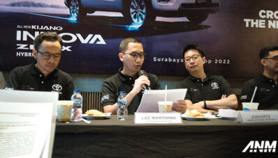 All New Toyota Kijang Innova Zenix Mengaspal di Surabaya, SPK Menumpuk! All New Toyota Kijang Innova Zenix Mengaspal di Surabaya, SPK Menumpuk!