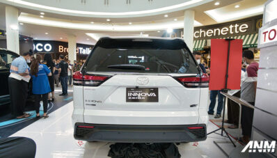 All New Toyota Kijang Innova Zenix Mengaspal di Surabaya, SPK Menumpuk! All New Toyota Kijang Innova Zenix Mengaspal di Surabaya, SPK Menumpuk!