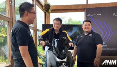 Launching & Riding United TX Series Jatim : Motor Listrik All Terrain Launching & Riding United TX Series Jatim : Motor Listrik All Terrain