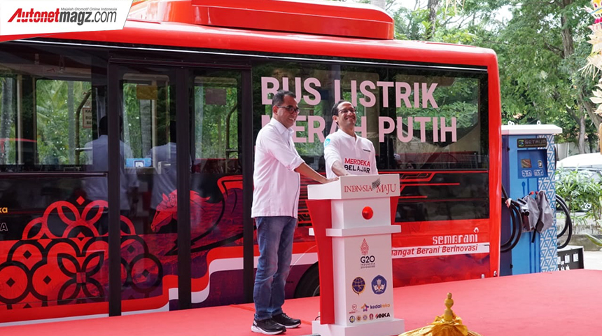 Berita, bus-listrik-merah-putih: Luncurkan Bus Listrik Untuk G20, Menhub Apresiasi Kolaborasi Pemerintah, Perguruan Tinggi, dan Pelaku Industri