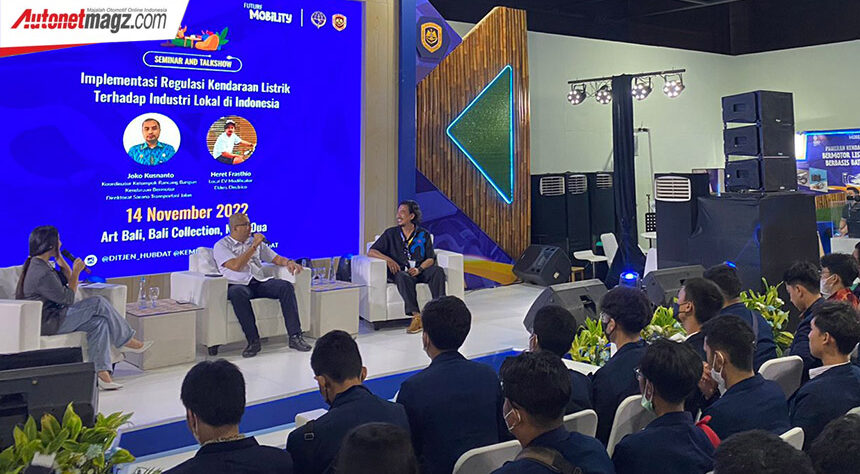 PKBLBB 2022 : Kolaborasi Nyata Pemerintah Dan Pelaku Kreatif Dukung Elektrifikasi PKBLBB 2022 : Kolaborasi Nyata Pemerintah Dan Pelaku Kreatif Dukung Elektrifikasi