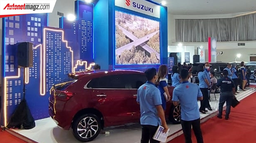 Berita, suzuki-baleno-giias-semarang-2022-booth-pengunjung-visitor: GIIAS Semarang 2022 : Suzuki Hadirkan Promo Menarik Serta Test Drive Berhadiah