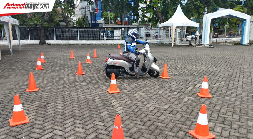 Yamaha STSJ Berikan Edukasi Safety Ridinig Untuk Ciptakan Budaya Aman Berkendara Yamaha STSJ Berikan Edukasi Safety Ridinig Untuk Ciptakan Budaya Aman Berkendara