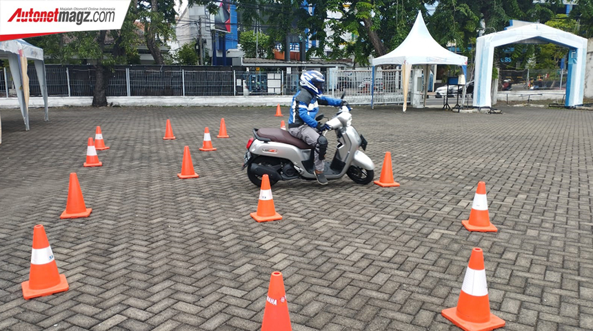 Berita, yamaha-safety-riding-3: Yamaha STSJ Berikan Edukasi Safety Ridinig Untuk Ciptakan Budaya Aman Berkendara