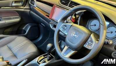 Honda WR-V Sapa Publik Surabaya, Calon Laris Manis Berikutnya? Honda WR-V Sapa Publik Surabaya, Calon Laris Manis Berikutnya?