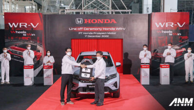 Produksi Honda WR-V Resmi Dimulai, SPK Tembus 1.500 Unit Produksi Honda WR-V Resmi Dimulai, SPK Tembus 1.500 Unit