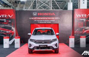 Produksi Honda WR-V Resmi Dimulai, SPK Tembus 1.500 Unit Produksi Honda WR-V Resmi Dimulai, SPK Tembus 1.500 Unit