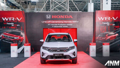 Produksi Honda WR-V Resmi Dimulai, SPK Tembus 1.500 Unit Produksi Honda WR-V Resmi Dimulai, SPK Tembus 1.500 Unit