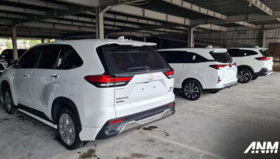 Wholesales Tembus 300 Ribu Unit, Toyota Indonesia Bahagia Wholesales Tembus 300 Ribu Unit, Toyota Indonesia Bahagia