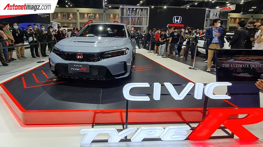 Berita, honda-civic-type-r-2023-2022-fl5-thailand-international-motor-expo-front: Honda Civic Type R Dan SUV e:Prototype Resmi Sambangi Thailand!