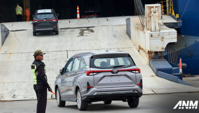 Pecahkan Rekor 3 Dekade, Toyota Ekspor 297 Ribu Unit Tahun Lalu! Pecahkan Rekor 3 Dekade, Toyota Ekspor 297 Ribu Unit Tahun Lalu!