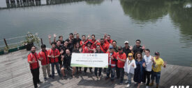 Aksi Tanam 100 Bakau Wuling Indonesia