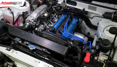 Toyota Tampilkan AE 86 yang Dikonversi menjadi EV dan Hidrogen Toyota Tampilkan AE 86 yang Dikonversi menjadi EV dan Hidrogen