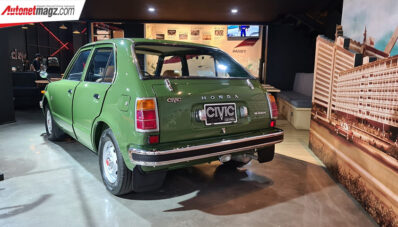 Honda Pajang Honda Civic Generasi Pertama di Dreams Cafe Honda Pajang Honda Civic Generasi Pertama di Dreams Cafe