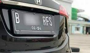 Berita, plat-RF: Polri : Mulai Tahun Ini, Plat Nomor RF Hanya Untuk Kendaraan Dinas!
