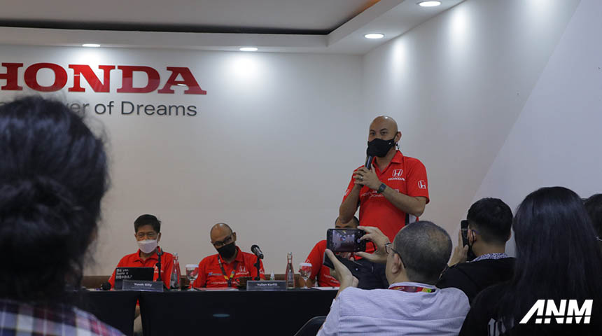 Berita, Adhi Parama Honda Racing Indonesia: Honda Racing Indonesia Umumkan Tim Balap 2023, Ada Talenta Baru Lho!