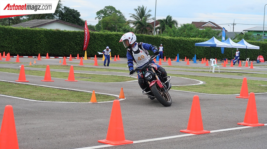 Berita, ahm-safety-riding: Instruktur AHM Raih Prestasi Pada Kompetisi Safety Riding Asia & Oceania