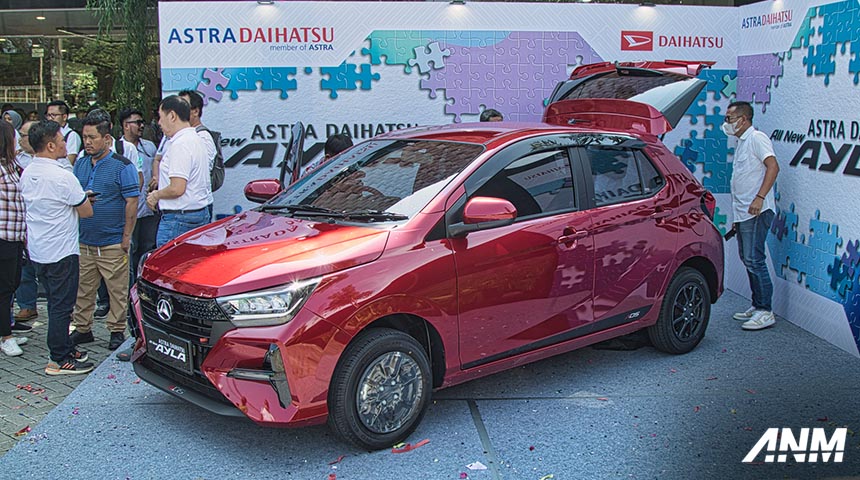 Berita, All New Daihatsu Ayla: All New Daihatsu Ayla Resmi Mengaspal di Jatim, Mulai 141 Jutaan!