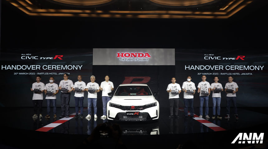 Berita, Honda Civic Type R FL5: Honda Civic Type R FL5 Resmi Dijual di Indonesia, Harga 1,39 Miliar!