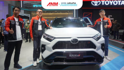 GJAW 2023 : Toyota RAV4 PHEV GR Sport Mendadak Muncul, Mau Dijual?? GJAW 2023 : Toyota RAV4 PHEV GR Sport Mendadak Muncul, Mau Dijual??