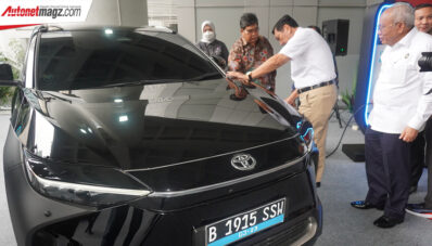 Kemenko Marves Borong 7 Unit Toyota bZ4X Untuk Operasional via Kinto Kemenko Marves Borong 7 Unit Toyota bZ4X Untuk Operasional via Kinto