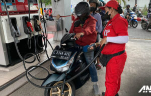 Jangan Berkendara dengan Kondisi Bensin Tiris, Ini Akibatnya! Jangan Berkendara dengan Kondisi Bensin Tiris, Ini Akibatnya!