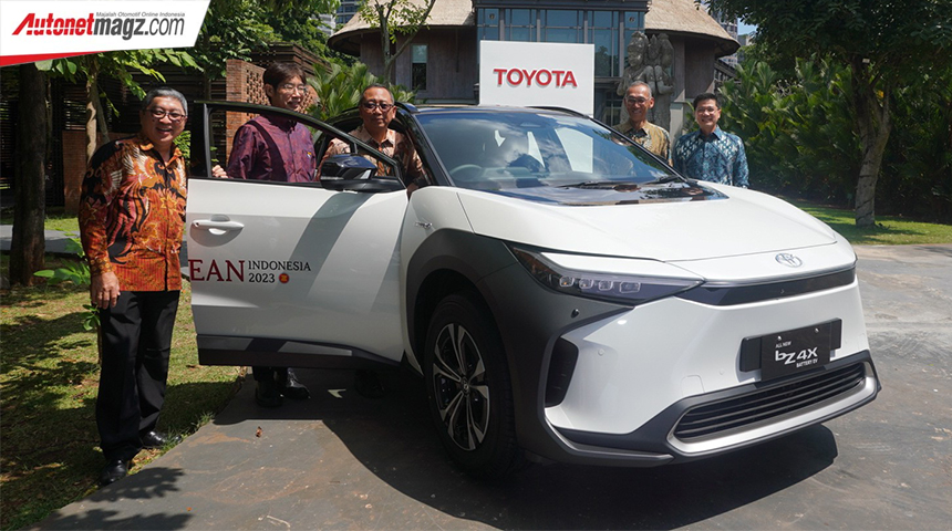 Berita, bz4x-ktt-2: Dukung Mobilitas Konferensi Tingkat Tinggi (KTT) ASEAN, Toyota Siapkan 65 Unit bZ4X