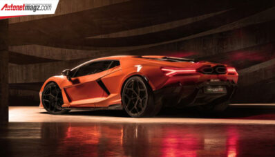 Lamborghini Memulai Era Baru Dengan Revuelto Hybrid V12 Bertenaga 1.001 PS Lamborghini Memulai Era Baru Dengan Revuelto Hybrid V12 Bertenaga 1.001 PS