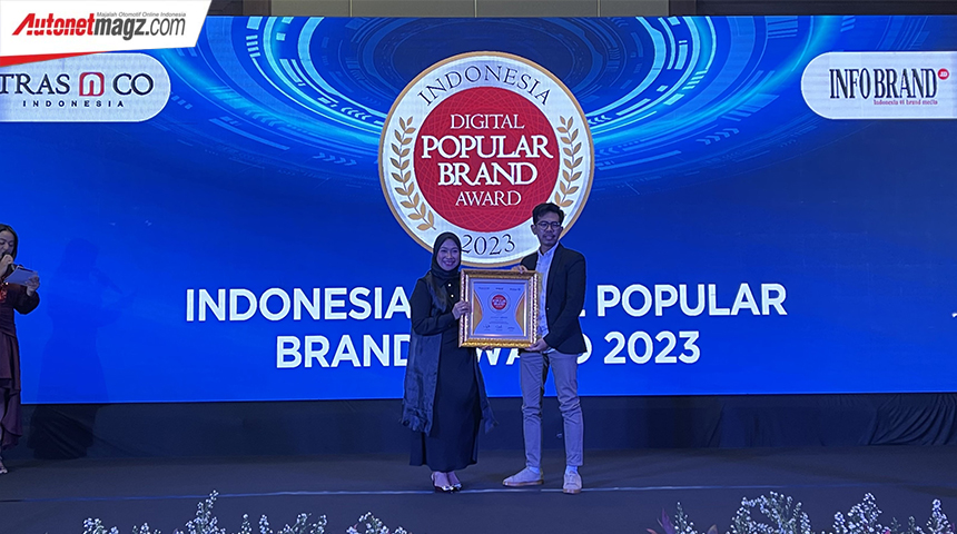 Berita, wuling-award-2023-1: Wuling Almaz Hybrid Raih Penghargaan lagi dari Indonesia Digital Popular Brand