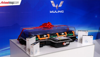 Wuling Tandatangani MoU Investasi Proyek Baru Kendaraan Bermotor Listrik Berbasis Baterai (KBLBB) Wuling Tandatangani MoU Investasi Proyek Baru Kendaraan Bermotor Listrik Berbasis Baterai (KBLBB)