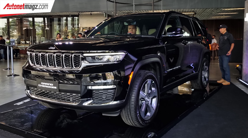 Berita, jeep-grand-cherokee-2023-launch-rilis-indonesia-front-depan-autonetmagz: SUV Premium Jeep, Grand Cherokee 2023 Resmi Mengaspal Di Indonesia