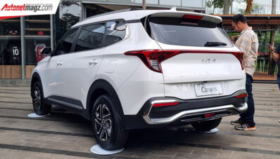 Kia Resmikan Varian Carens 1.5L IVT Berkonfigurasi 6 Kursi Kia Resmikan Varian Carens 1.5L IVT Berkonfigurasi 6 Kursi