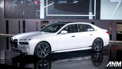 BMW Astra Luncurkan Generasi Terbaru Seri 7 di Surabaya, Ada i7 Juga Lho!