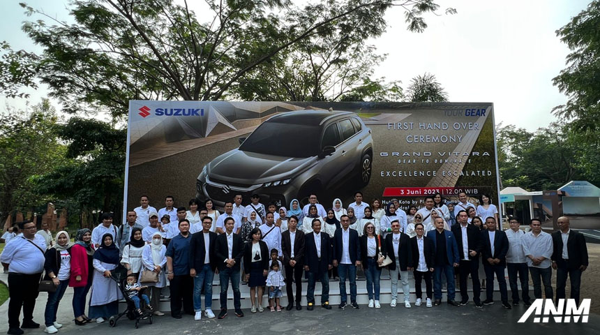 Berita, Handover Suzuki Grand Vitara: All New Suzuki Grand Vitara Hybrid Resmi Diterima Konsumen Pertama di Indonesia!!