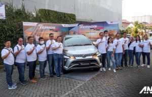 New Daihatsu Terios Resmi Mengaspal di Surabaya, Ada 10 Tipe & Mulai 260 Jutaan! New Daihatsu Terios Resmi Mengaspal di Surabaya, Ada 10 Tipe & Mulai 260 Jutaan!