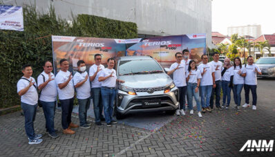New Daihatsu Terios Resmi Mengaspal di Surabaya, Ada 10 Tipe & Mulai 260 Jutaan! New Daihatsu Terios Resmi Mengaspal di Surabaya, Ada 10 Tipe & Mulai 260 Jutaan!