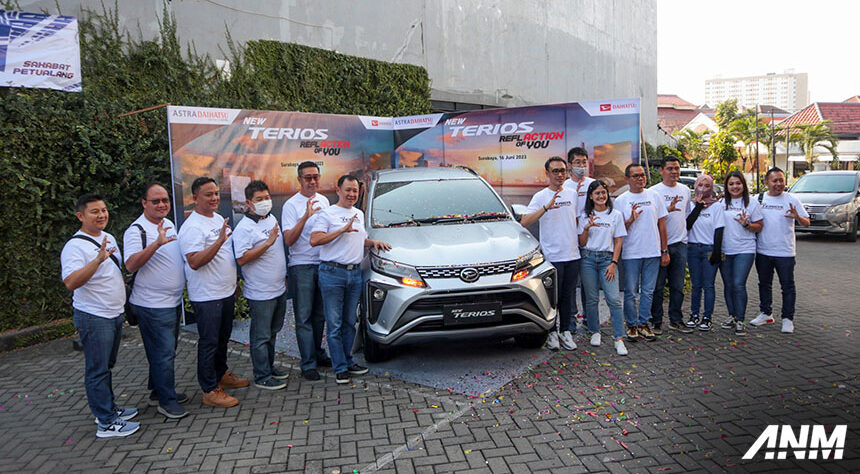 New Daihatsu Terios Resmi Mengaspal di Surabaya, Ada 10 Tipe & Mulai 260 Jutaan! New Daihatsu Terios Resmi Mengaspal di Surabaya, Ada 10 Tipe & Mulai 260 Jutaan!