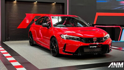 Momen Langka, All New Honda Civic Type R FL5 Dipajang di Pakuwon Mall Surabaya! Momen Langka, All New Honda Civic Type R FL5 Dipajang di Pakuwon Mall Surabaya!