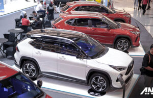 Toyota Yaris Cross Meluncur di Surabaya, Crossover Hybrid Paling Terjangkau! Toyota Yaris Cross Meluncur di Surabaya, Crossover Hybrid Paling Terjangkau!