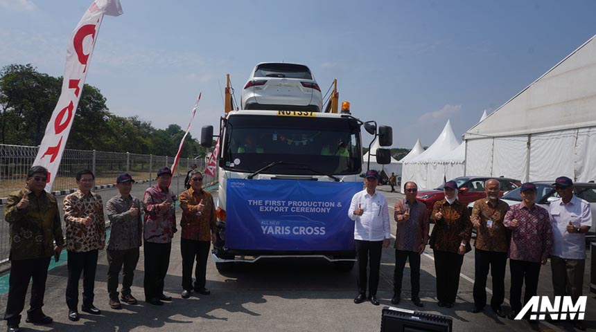 Berita, Seremonial ekspor Toyota Yaris Cross Hybrid: Toyota Rakit Lokal Baterai Yaris Cross di Indonesia, TKDN Tembus 80%