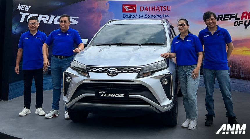 Berita, daihatsu-terios-baru-new-2023-indonesia-facelift-rilis-thumbnail: Daihatsu Terios Facelift 2023 Diperkenalkan! Jadi Makin SUV?