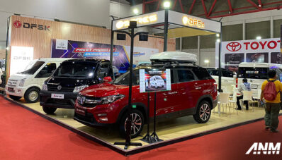 DFSK Kembali Pamerkan Seres di Jakarta Fair 2023 DFSK Kembali Pamerkan Seres di Jakarta Fair 2023