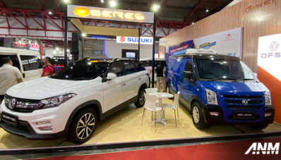 DFSK Kembali Pamerkan Seres di Jakarta Fair 2023 DFSK Kembali Pamerkan Seres di Jakarta Fair 2023