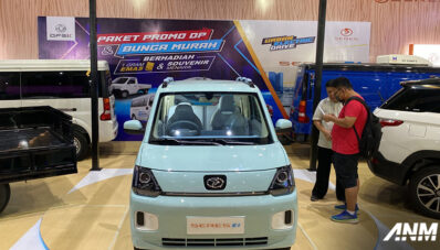 DFSK Kembali Pamerkan Seres di Jakarta Fair 2023 DFSK Kembali Pamerkan Seres di Jakarta Fair 2023