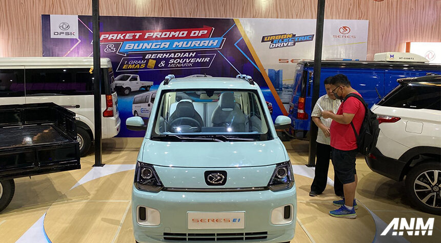 DFSK Kembali Pamerkan Seres di Jakarta Fair 2023 DFSK Kembali Pamerkan Seres di Jakarta Fair 2023